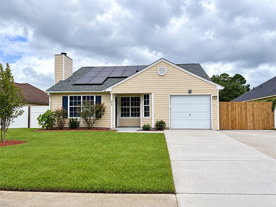 212 Finn Cir