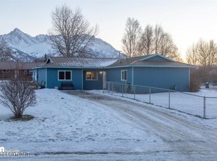 421 E Gold Key Ln, Palmer, AK 99645