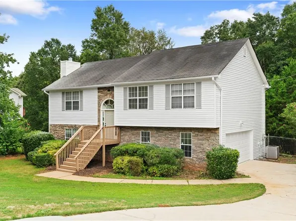 90 Cypress Dr, Covington, GA 30016