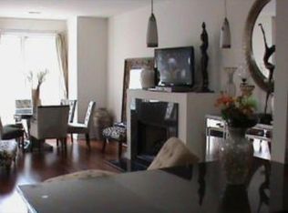 2122 W Rice St APT 2, Chicago, IL 60622