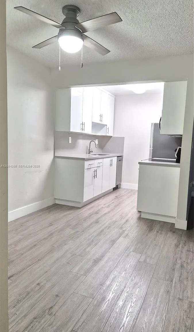 Cypress Village Condo — Photo 4