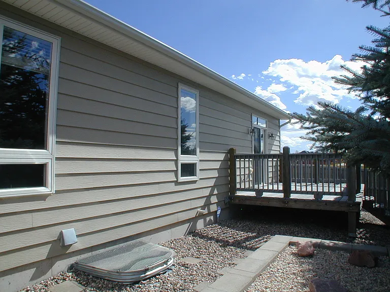 400 Sterling Dr — Photo 25