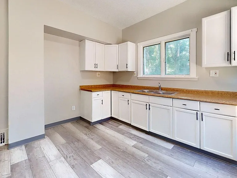 3222 W 94th St — Photo 74