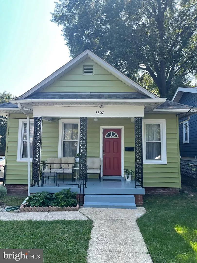 3807 Taylor St photo 1