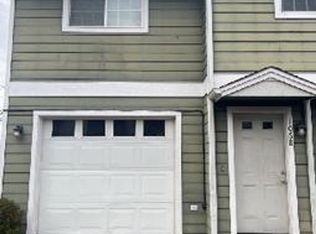 1068 Spring St, Medford, OR 97504