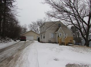 211 19th St, Cloquet, MN 55720