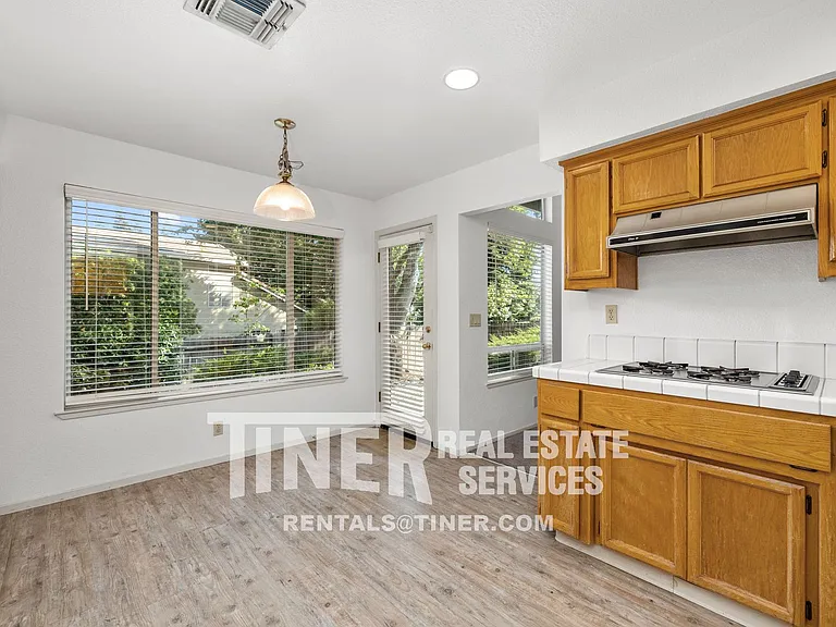180 Briggs Ranch Dr — Photo 17