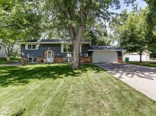 9131 Annapolis Ln N, Maple Grove, MN 55369
