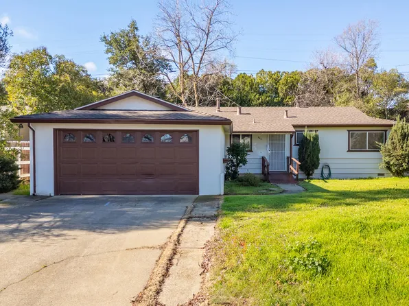 545 Homestead Dr, Red Bluff, CA 96080