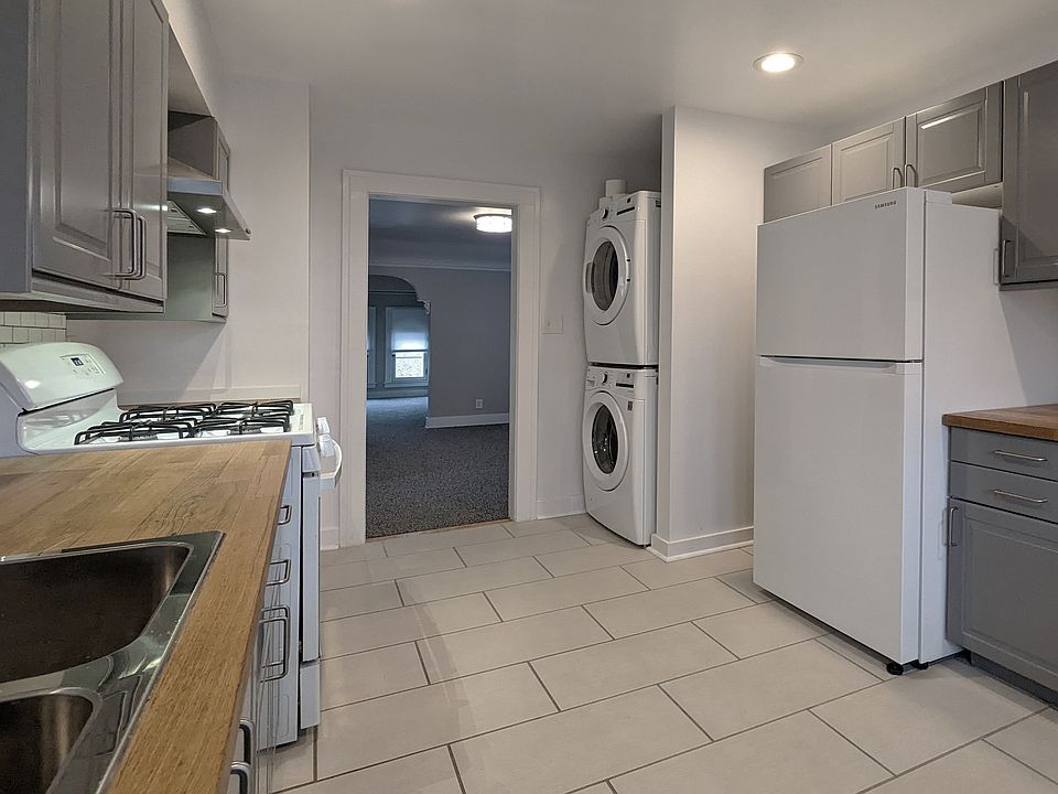 1st image of 3685 Bedford St #2