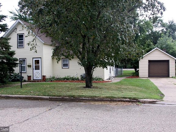 2nd image of 306 N 1st St