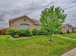 2044 Fair Weather Dr, Lancaster, TX 75146