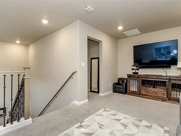 18433 136th Pl SE — Photo 15
