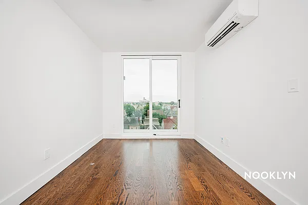 Rented by Nooklyn NYC LLC | media 10