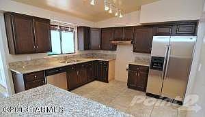 Breakfast Bar to Kitchen