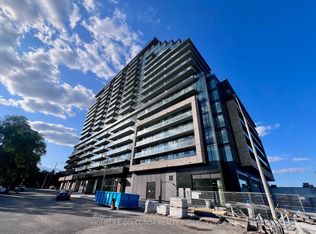 3009 Novar Rd #521, Mississauga, ON L5B 1S4
