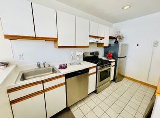 115 Richmond St #3, Boston, MA 02109