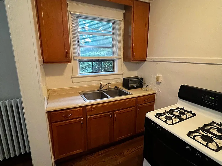 378 Elm Ave SW #9 — Photo 7