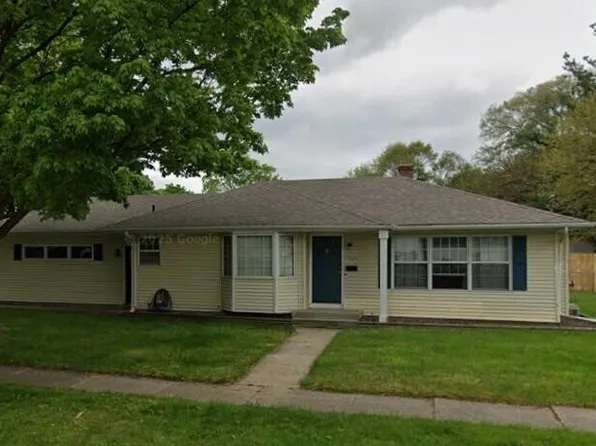 1624 Kentfield St SW, Wyoming, MI 49519