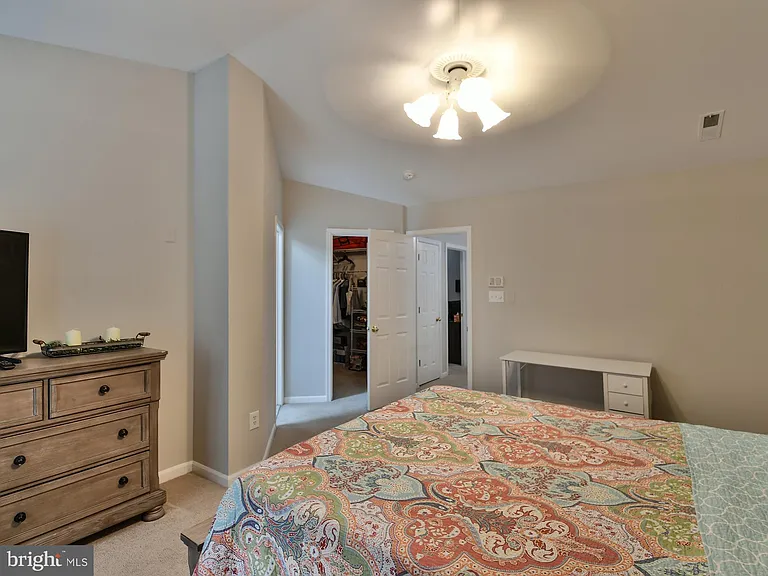 5807 Ivy League Dr — Photo 22