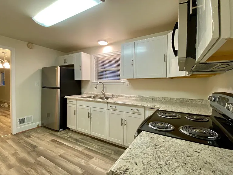 1005 Altavista Ave #B — Photo 2