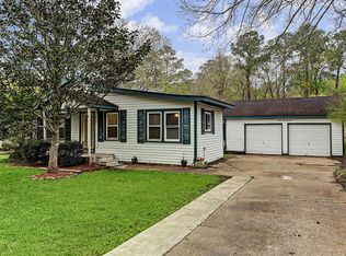 4217 Alabama Ave, Dickinson, TX 77539