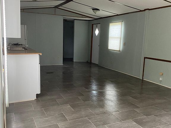 5th image of 2205 Dora St #2205