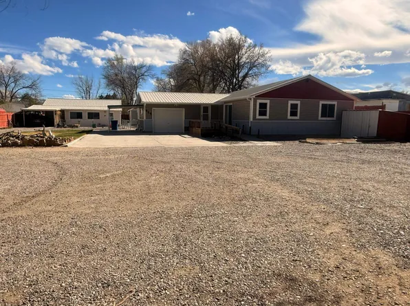 919 W Jackson Ave, Riverton, WY 82501