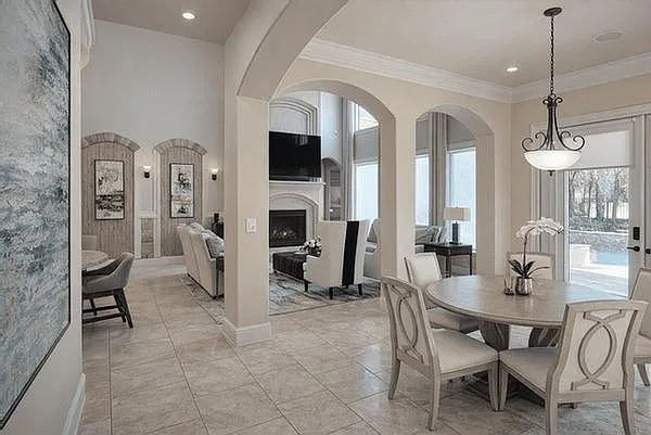 43 W Loftwood Cir — Photo 13