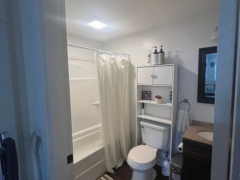482 Essex St #2 — Photo 9