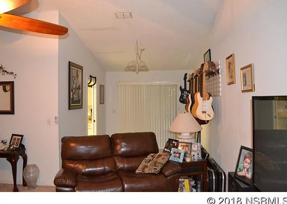 4th image of 1811 Needle Palm Dr