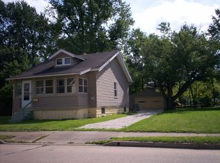 924 Cole Ave, Akron, OH 44306