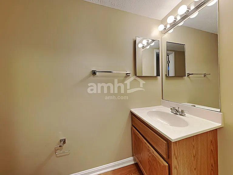 618 Fox Chase Way — Photo 10