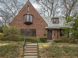 34 Merriam Pl, Bronxville, NY 10708