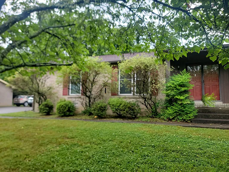 217 Sterling Rd #A — Photo 1