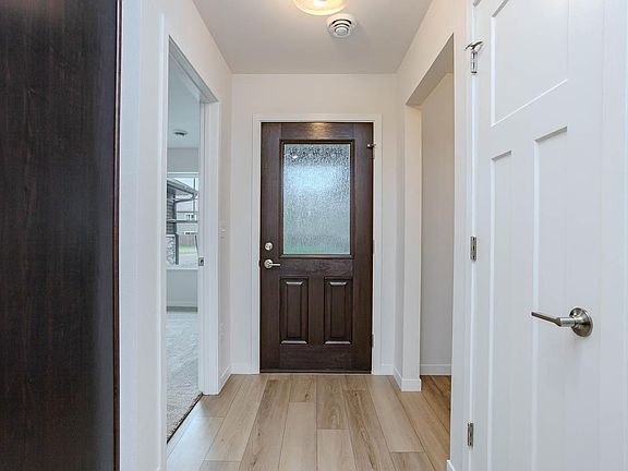 3rd image of 1400 PARK DRIVE Unit 101