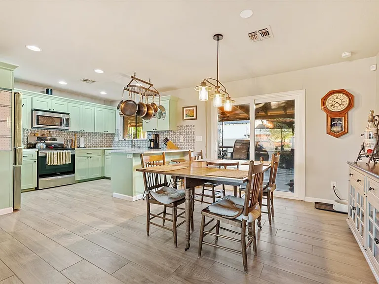 8543 E Jackrabbit Rd — Photo 13