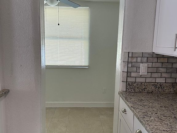 5th image of 21 S Hollywood Ave APT 6