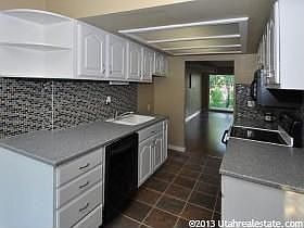 5th image of 5209 S Gravenstein Park