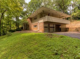 100 Windham Rd, Oak Ridge, TN 37830