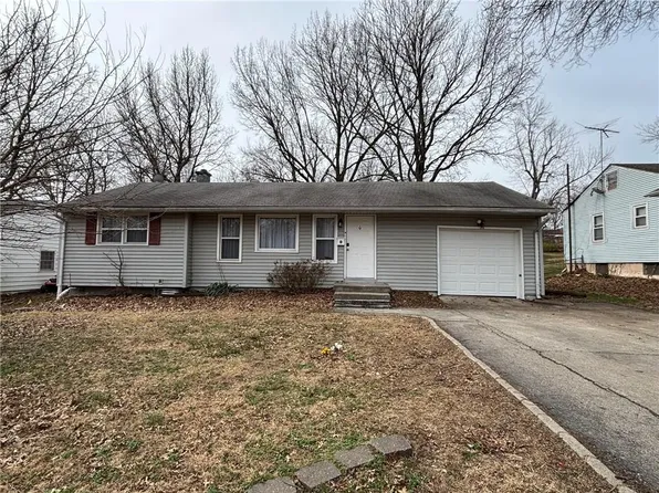 12115 E 47th Ter, Independence, MO 64055