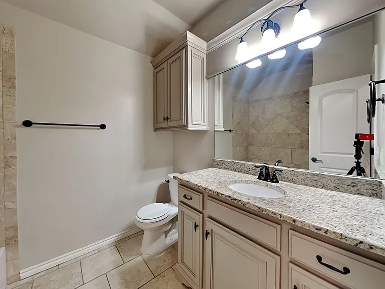 725 Dusty Trl — Photo 18