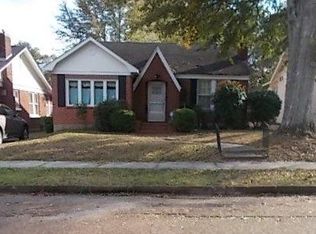 385 Snider St, Grenada, MS 38901