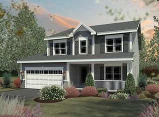 5571 Cooper Rdg, Hamburg, NY 14075