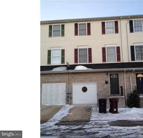 1st image of 408 S Claymont St