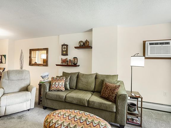 5th image of 6500 Woodlake Dr APT 601