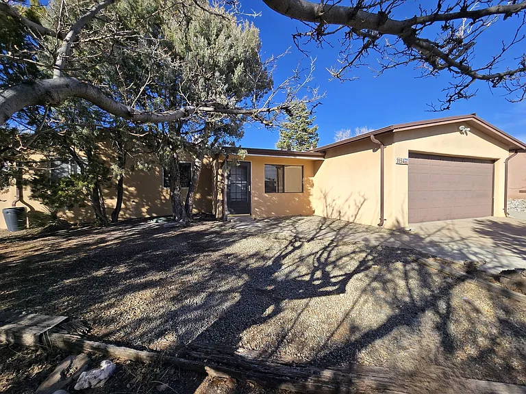 2654 Calle Primavera — Photo 2