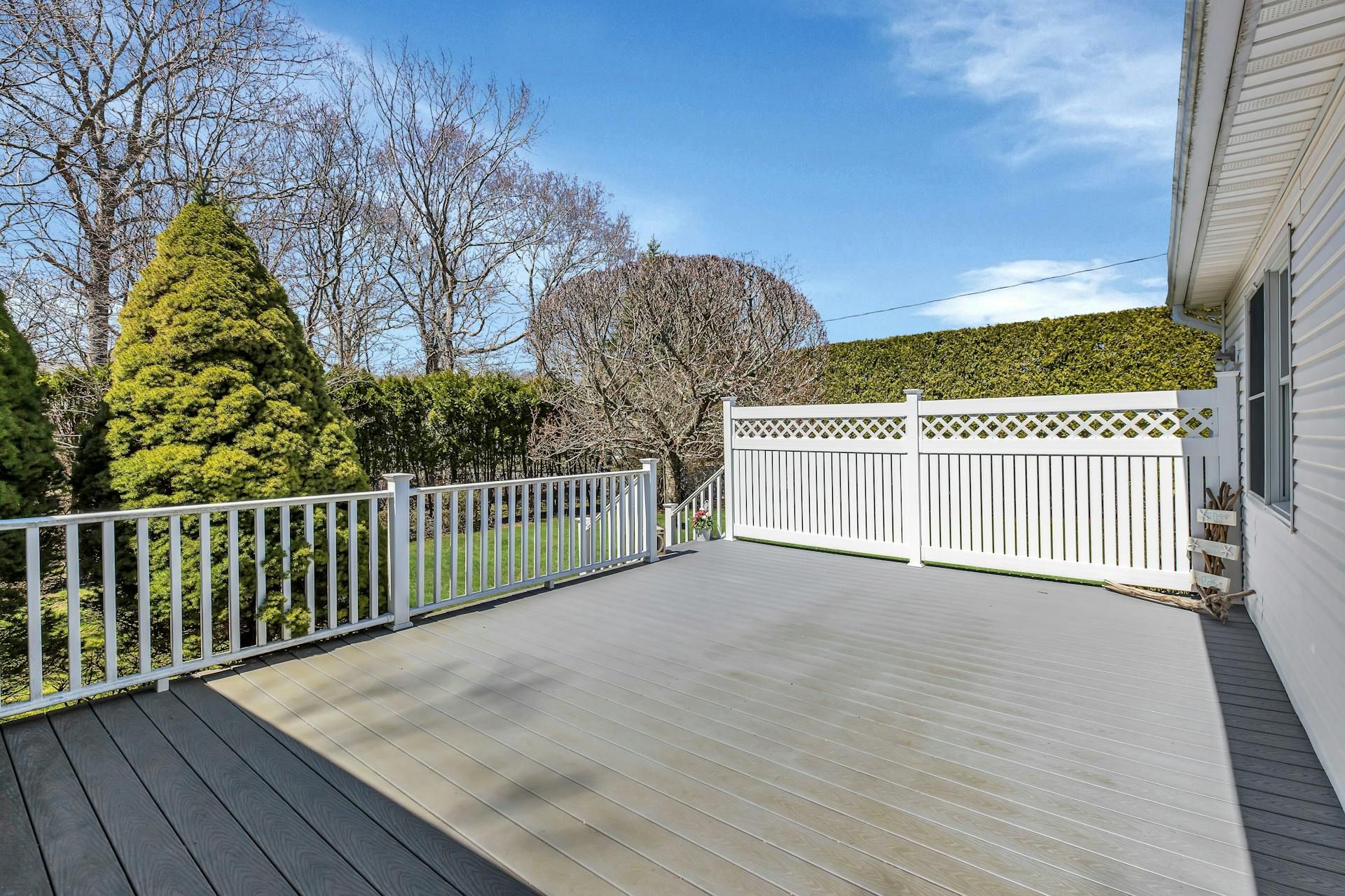 20 Sandpiper Ln, East Quogue, NY 11942 Out East