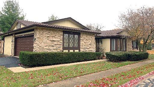 1st image of 1437 Estate Ln