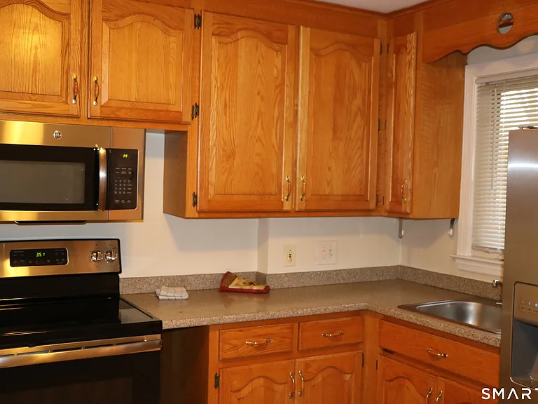 69 Rentell Rd — Photo 7